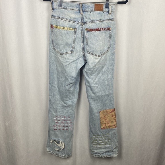 BDG High-Waisted Cowboy Jean – Printed Patchwork - Size 24 - Picture 10 of 16